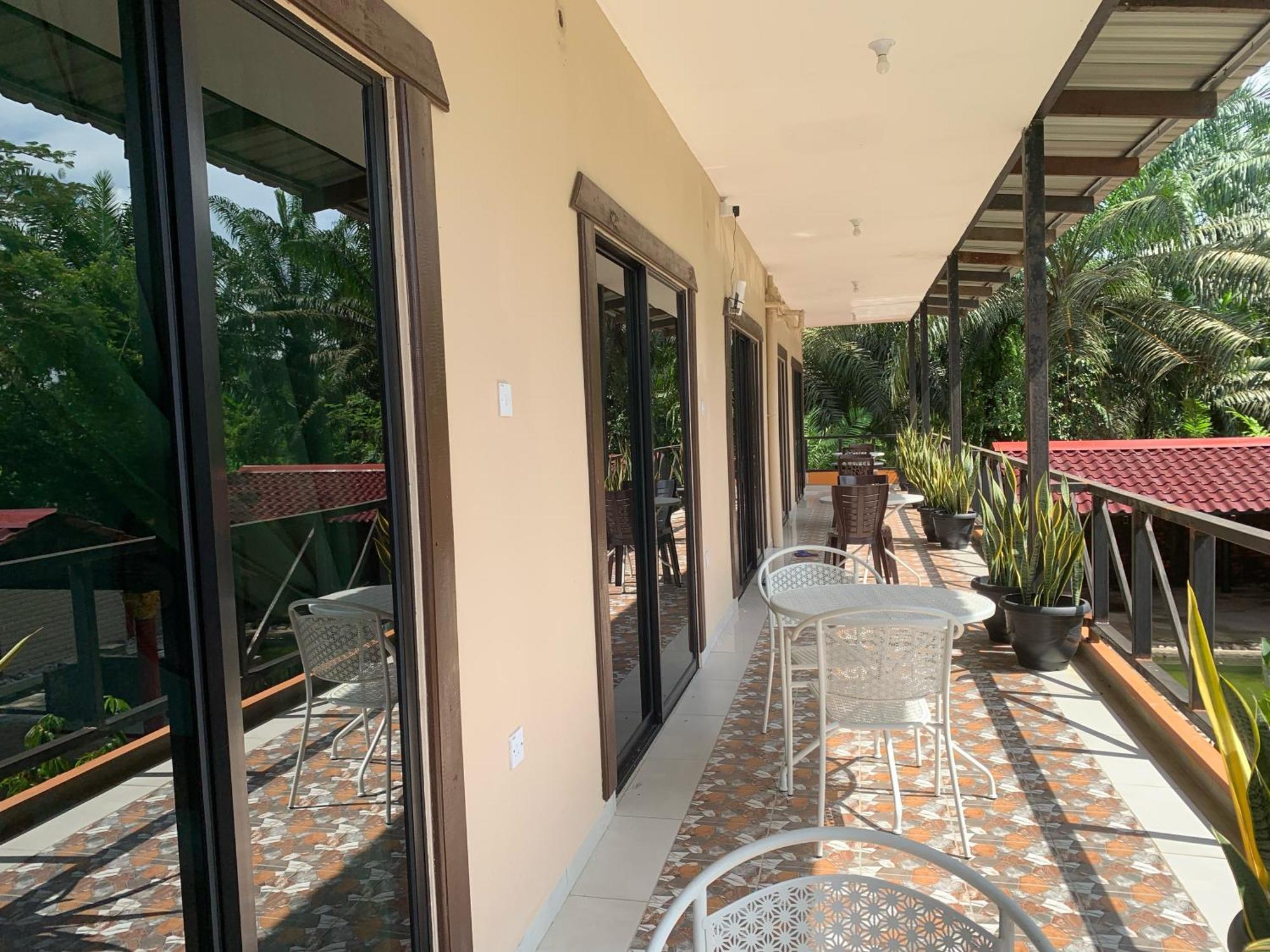 Myoldhouse Lahad Datu Exterior foto